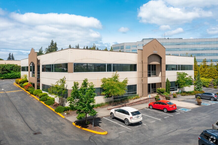 19000 33rd Ave W, Lynnwood, WA à louer - Photo de l’immeuble – Image 2 sur 7