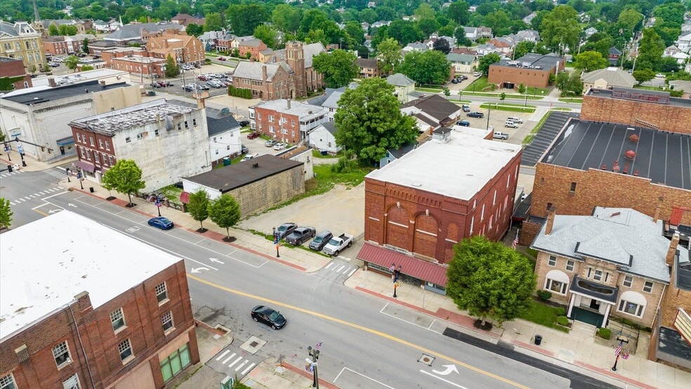 927 Wheeling Ave, Cambridge, OH à vendre - Photo de l’immeuble – Image 3 sur 15