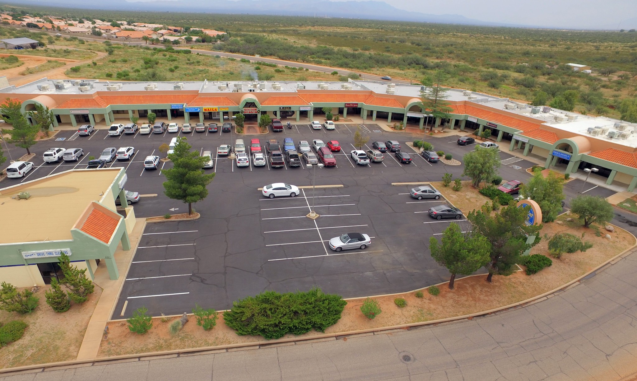 2151 S Highway 92, Sierra Vista, AZ à louer Photo de l’immeuble– Image 1 sur 6