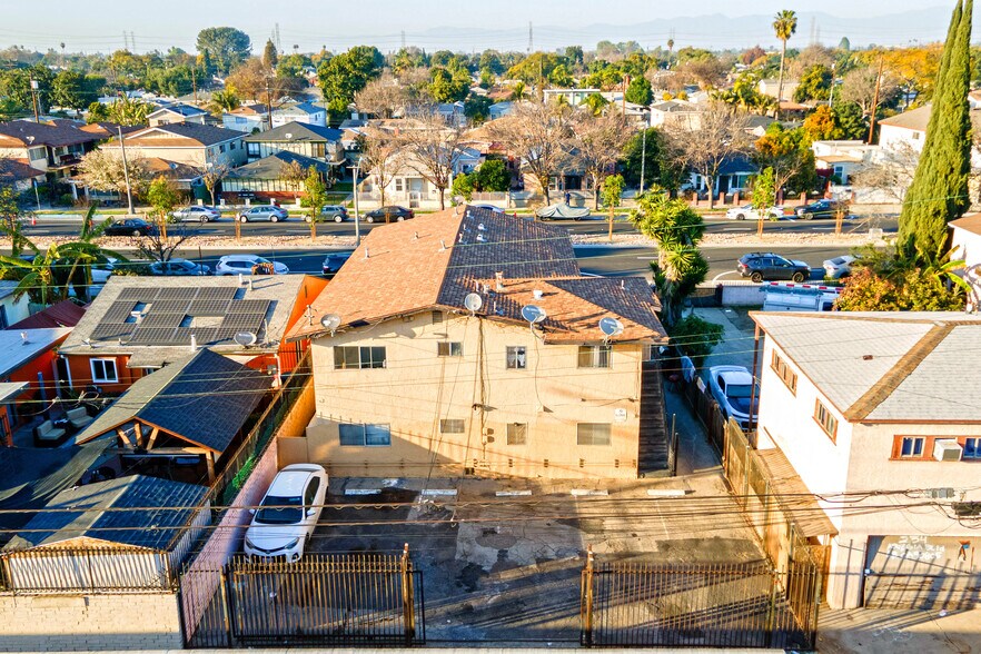 228 E Artesia Blvd, Long Beach, CA à vendre - Aérien – Image 3 sur 4