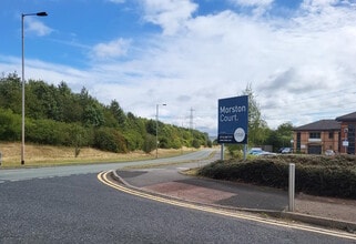Blakeney Way, Cannock à louer Photo de l’immeuble– Image 2 sur 2