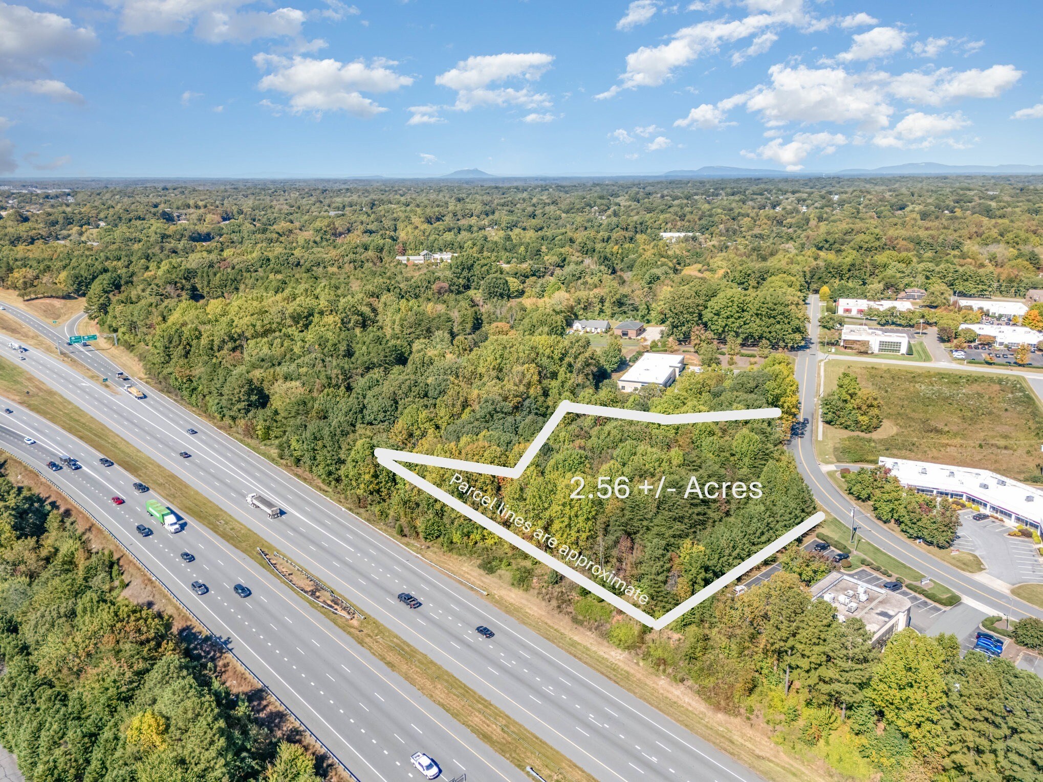 1470 Westbrook Plaza Dr, Winston-Salem, NC à vendre Photo de l’immeuble– Image 1 sur 3