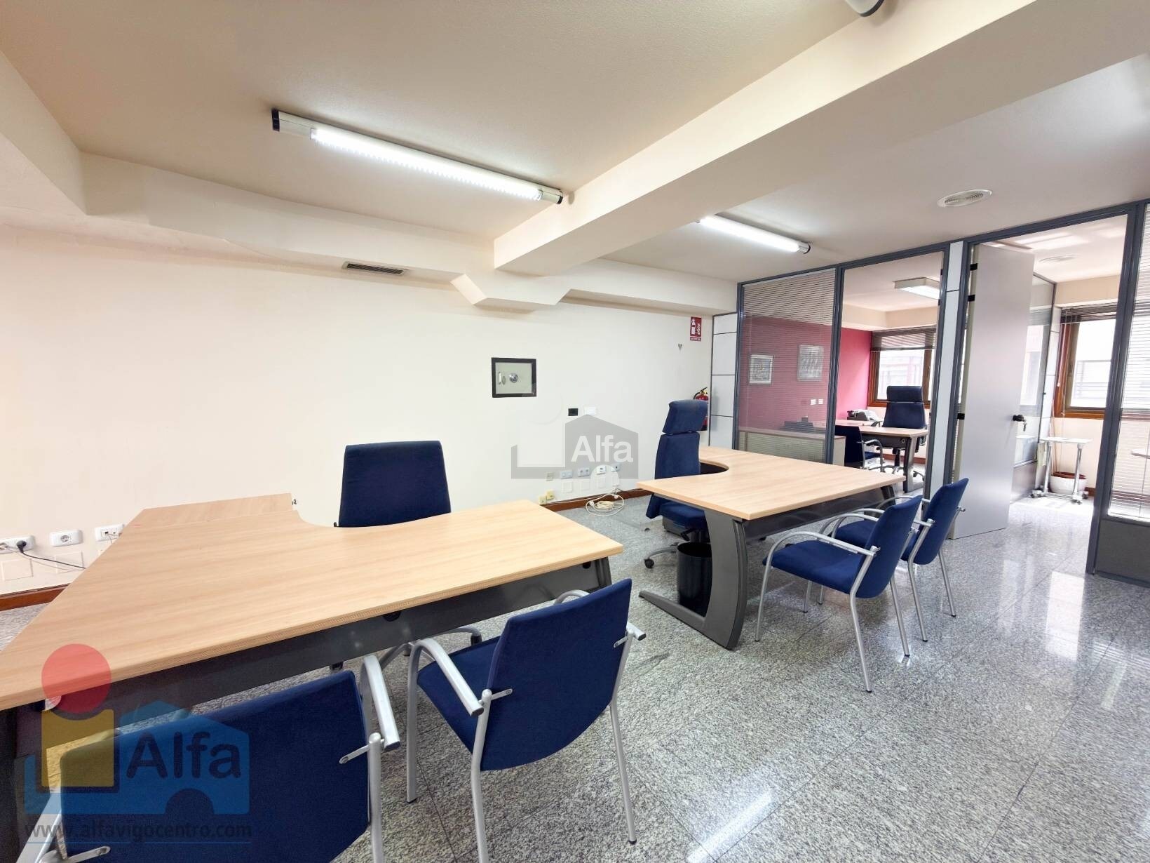 Immeuble residentiel dans Vigo, Pontevedra à vendre Photo intérieure– Image 1 sur 2