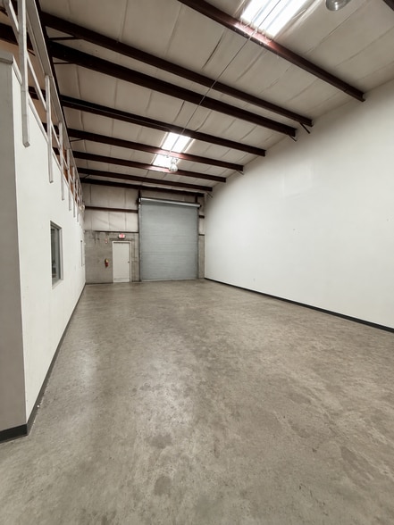 2711 Airport Rd, Plant City, FL à louer - Photo intérieure – Image 3 sur 6