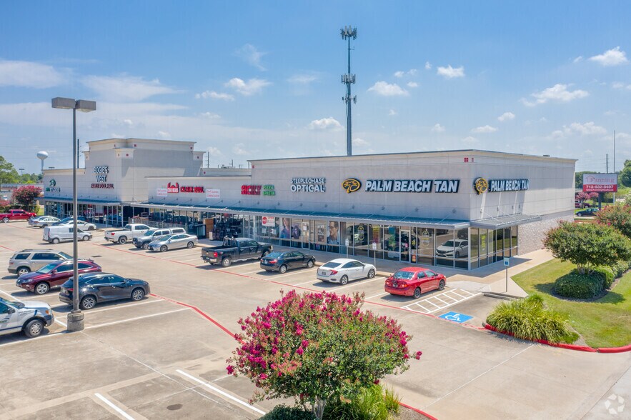 9606-9638 Jones Rd, Houston, TX à louer - Photo de l’immeuble – Image 2 sur 8