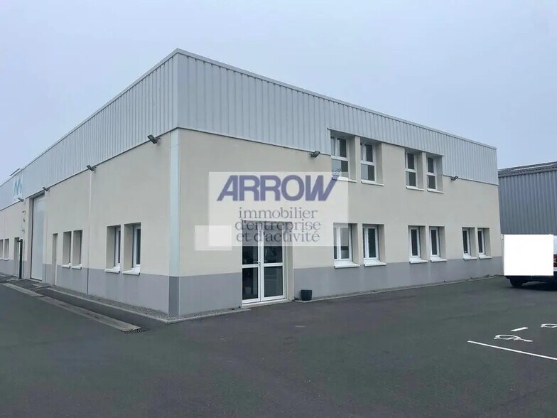 Local d’activités dans Treillières à louer - Photo de l’immeuble – Image 3 sur 4