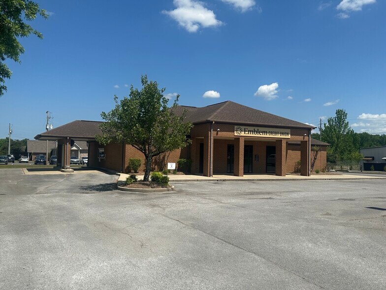 1008 Portwood Dr, Albertville, AL à louer - Photo principale – Image 1 sur 1