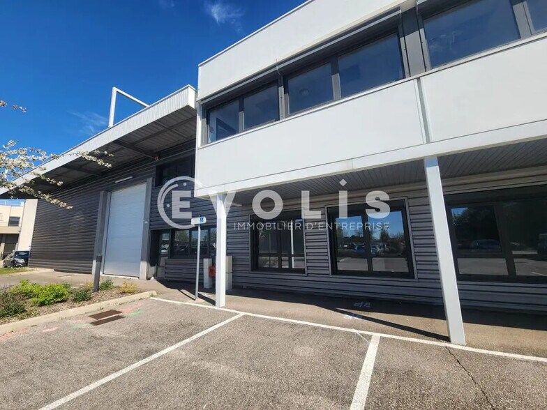 151 B Route De Grenoble, Saint-Priest à louer - Photo de l’immeuble – Image 3 sur 18