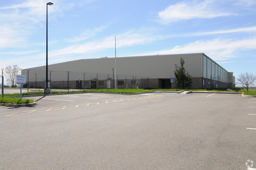 5050 Arboga Rd, Olivehurst, CA à louer - Photo de l’immeuble – Image 3 sur 3