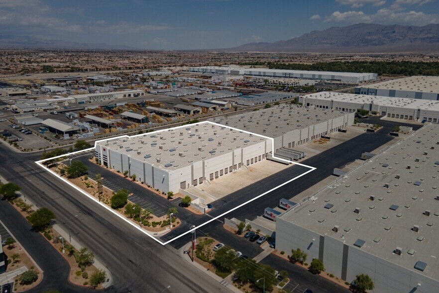 4850 Statz St, North Las Vegas, NV à louer - Photo de l’immeuble – Image 3 sur 7