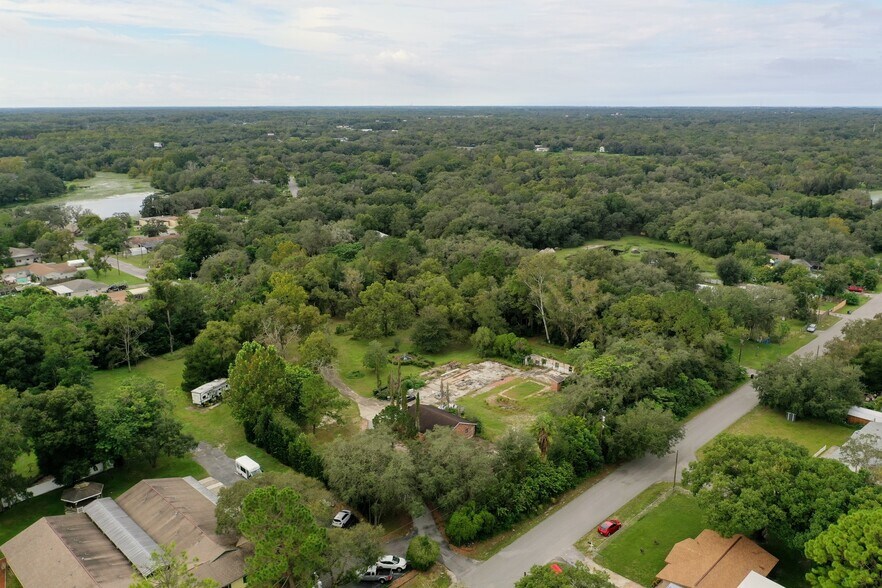 12938 Post Rd, Hudson, FL à vendre - Photo de l’immeuble – Image 2 sur 21