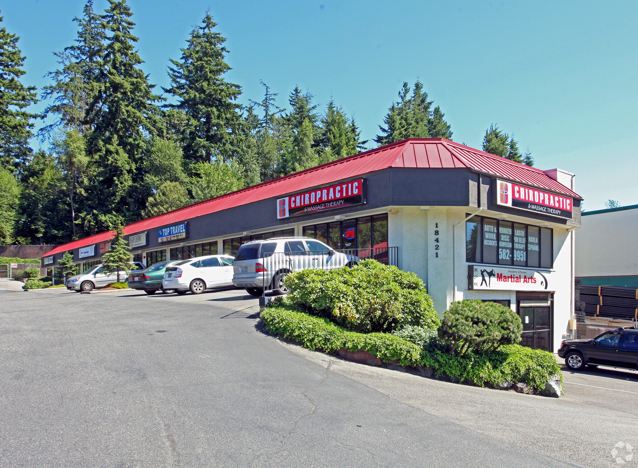 18411-18421 Highway 99, Lynnwood, WA à louer Photo de l’immeuble– Image 1 sur 9