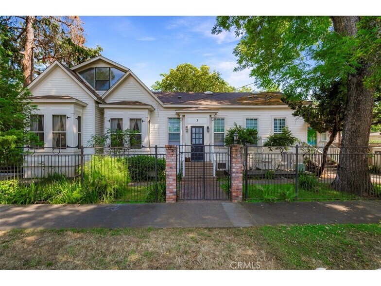 604 Salem St, Chico, CA à vendre - Photo de l’immeuble – Image 2 sur 66
