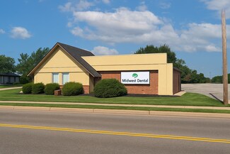 Plus de détails pour 401 N Woodlawn St, Wichita, KS - Bureau à vendre