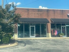 133 W University Pky, Jackson, TN à louer Photo intérieure– Image 1 sur 7