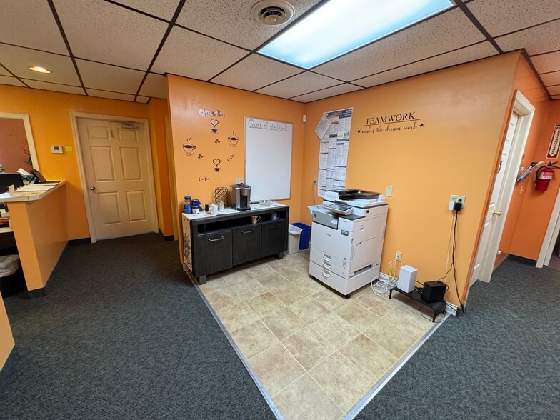 4623 Onondaga Blvd, Syracuse, NY à louer - Photo intérieure – Image 3 sur 4