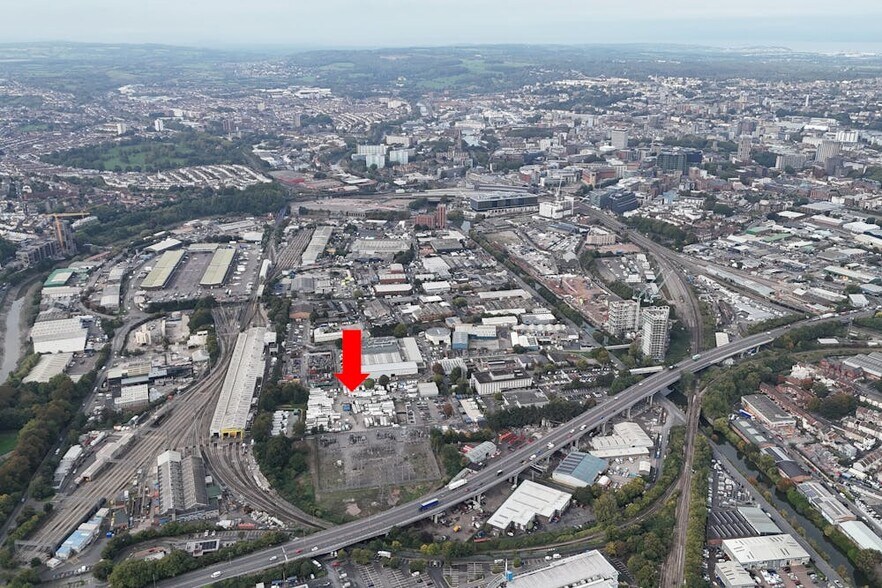 Feeder Rd, Bristol à louer - Aérien – Image 2 sur 3