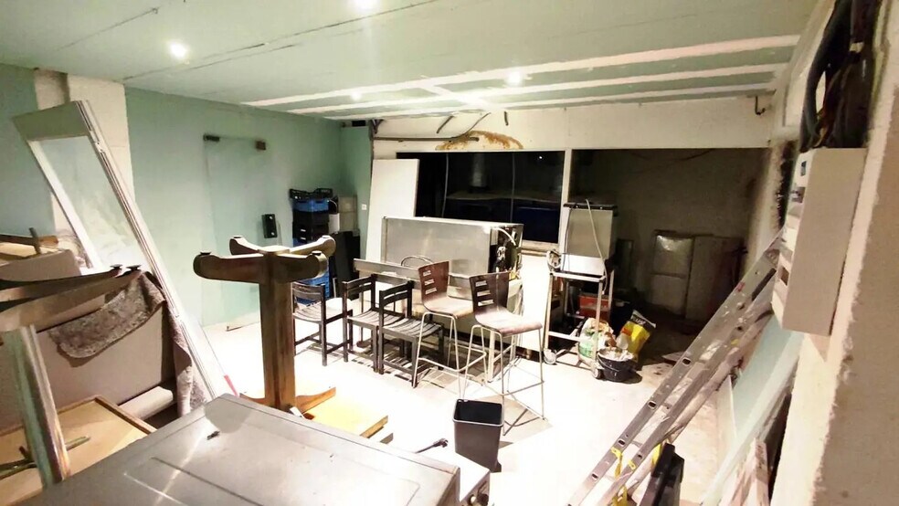 Local d’activités dans Nice à louer - Photo de l’immeuble – Image 2 sur 4