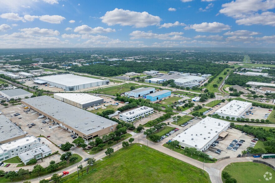 12535 Reed Rd, Sugar Land, TX à louer - Aérien – Image 2 sur 5