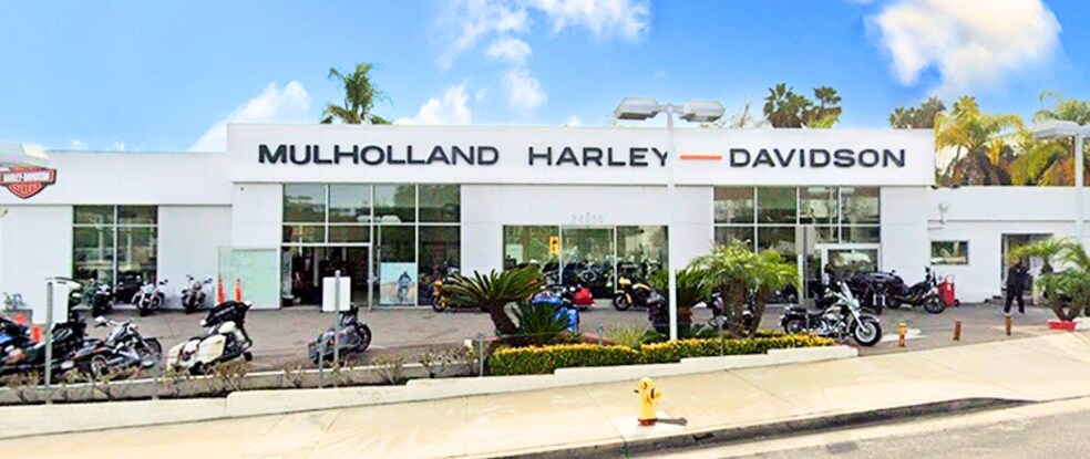 24050 Ventura Blvd, Calabasas, CA à vendre - Photo de l’immeuble – Image 1 sur 1