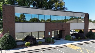 1540 Westbrook Plaza Dr, Winston-Salem, NC à louer Photo intérieure– Image 2 sur 3