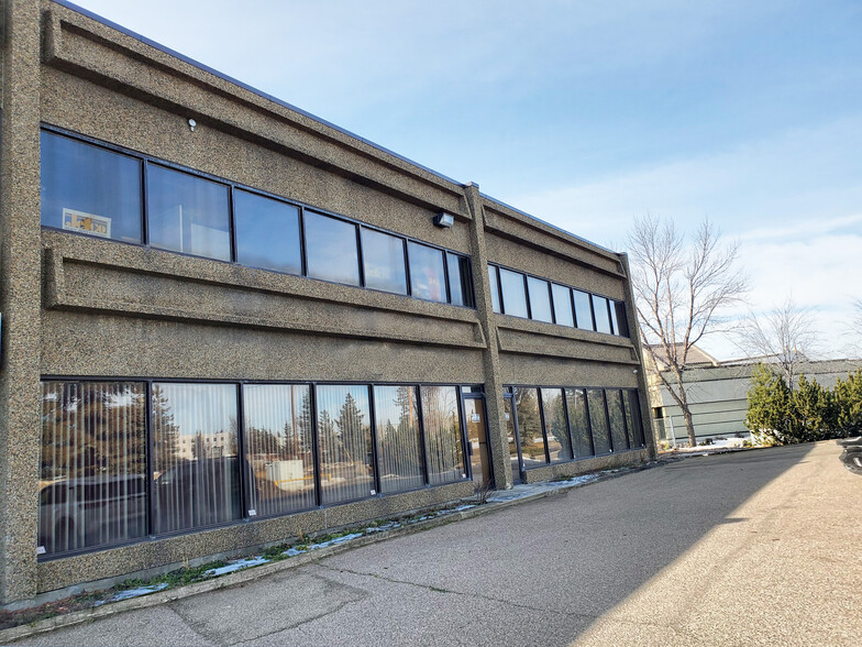 17305-17311 109 Av NW, Edmonton, AB à louer - Photo principale – Image 1 sur 1
