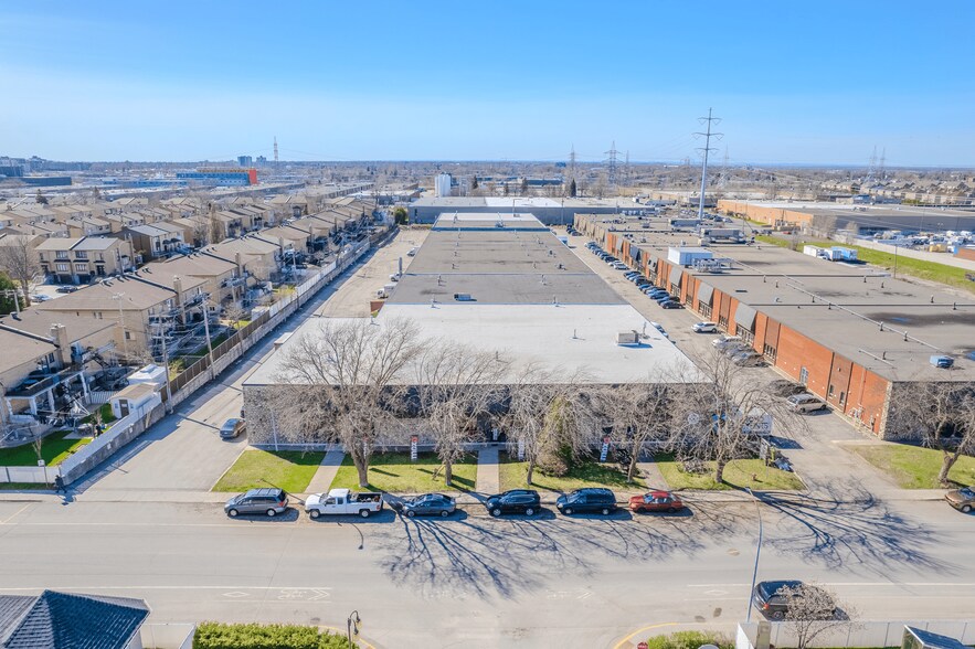 4701-4755 Boul Couture, Montréal, QC à louer - Photo de l’immeuble – Image 3 sur 10