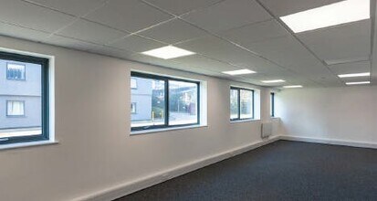 Victoria Rd, Londres à louer Photo intérieure– Image 1 sur 3