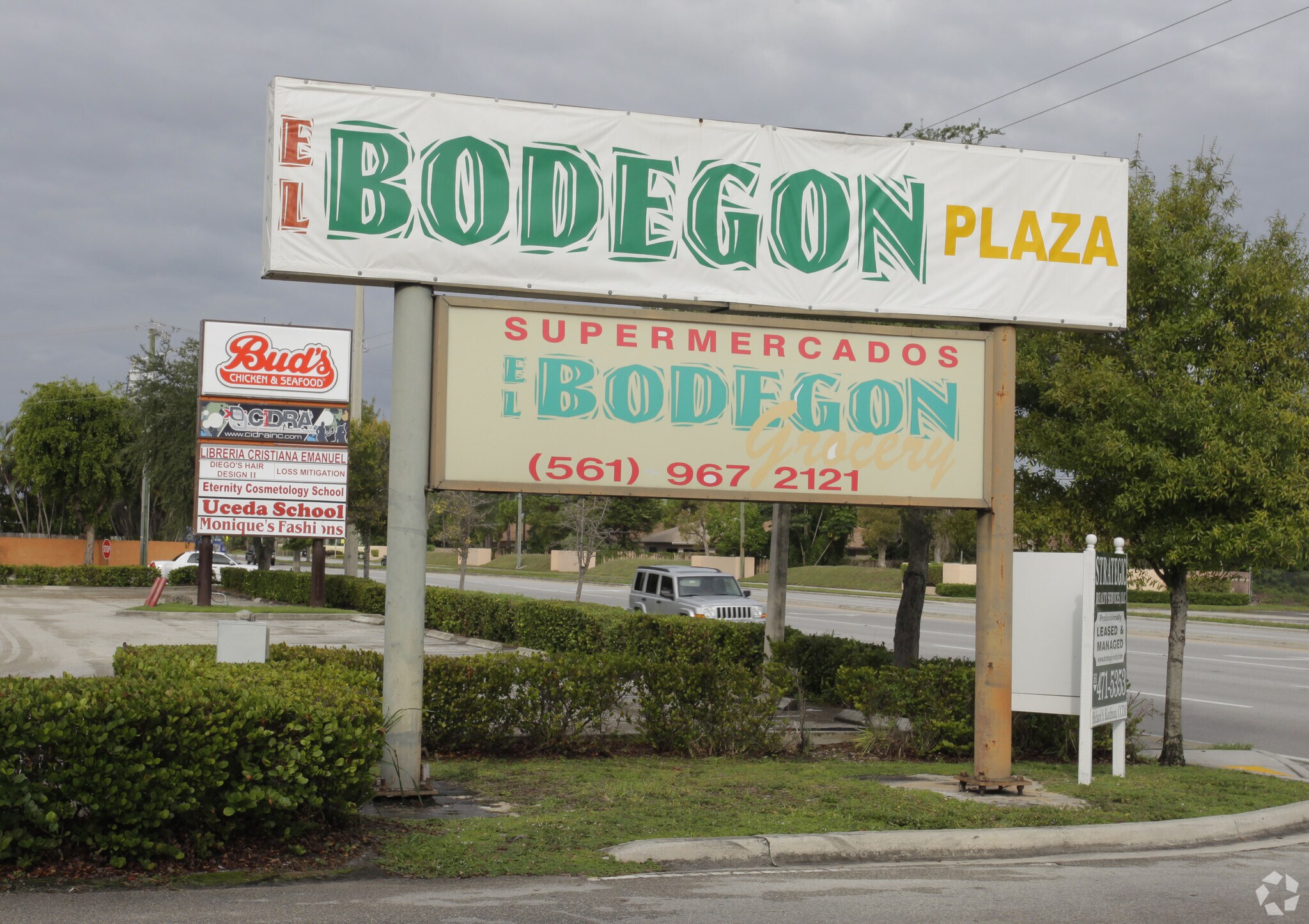 4670 Forest Hill Blvd, West Palm Beach, FL à louer Photo principale– Image 1 sur 11