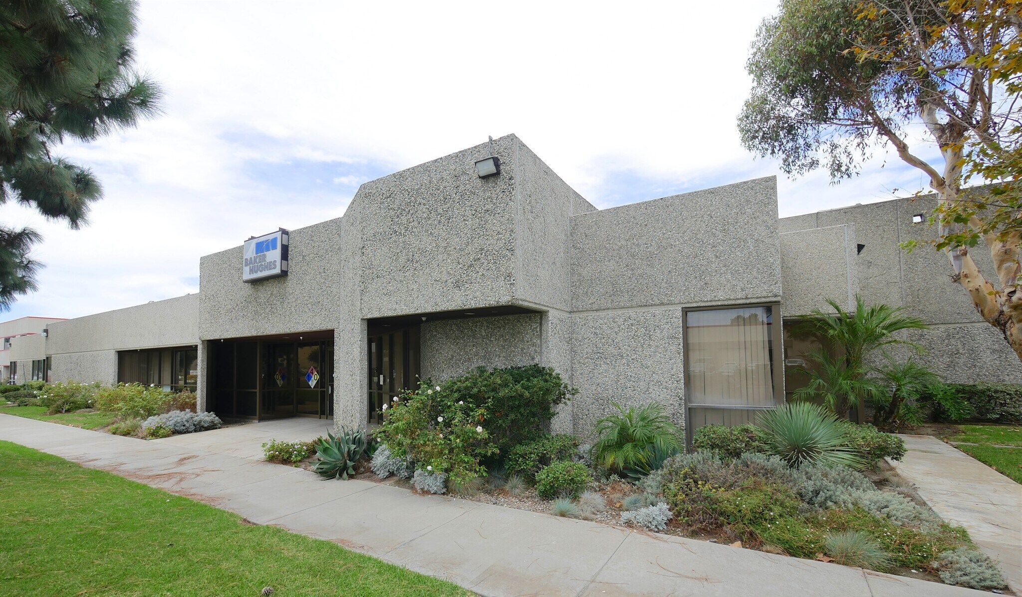 5421 Argosy Ave, Huntington Beach, CA à vendre Photo principale– Image 1 sur 15