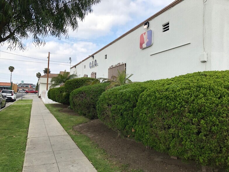 6416 Corona Ave, Bell, CA à vendre - Photo de l’immeuble – Image 3 sur 18
