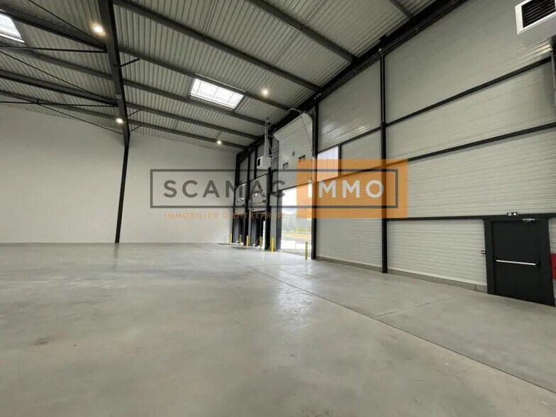 Bureau dans La Courneuve à louer - Photo intérieure – Image 2 sur 5