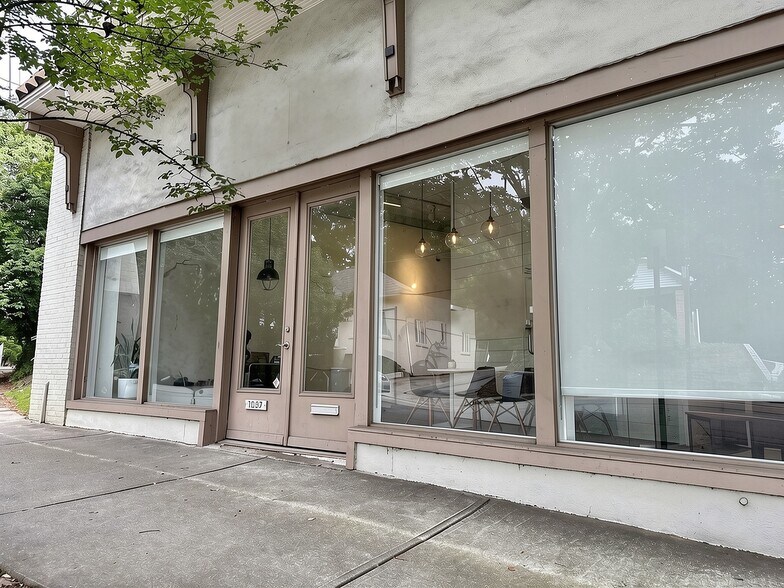 1037 Monroe Dr NE, Atlanta, GA à vendre - Photo de l’immeuble – Image 1 sur 10