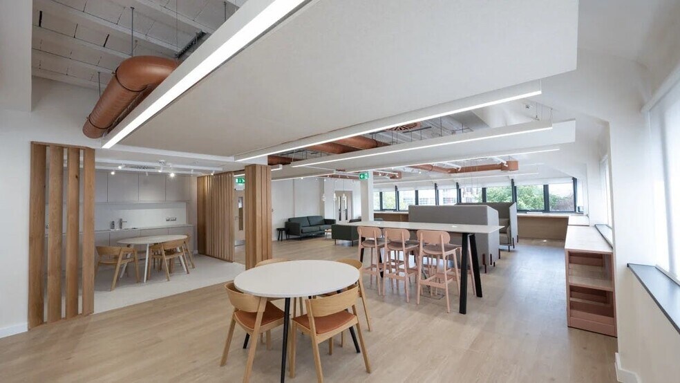 24 Hills Rd, Cambridge à louer - Photo de l’immeuble – Image 3 sur 5