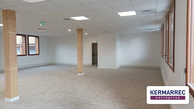 Plus de détails pour Bureau à louer