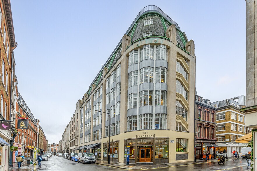 135-141 Wardour St, Londres à louer - Photo principale – Image 1 sur 2
