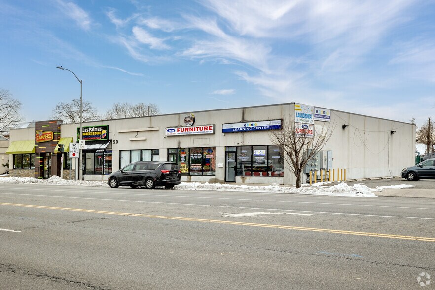46-50 Fulton Ave, Hempstead, NY à vendre - Photo de l’immeuble – Image 2 sur 25