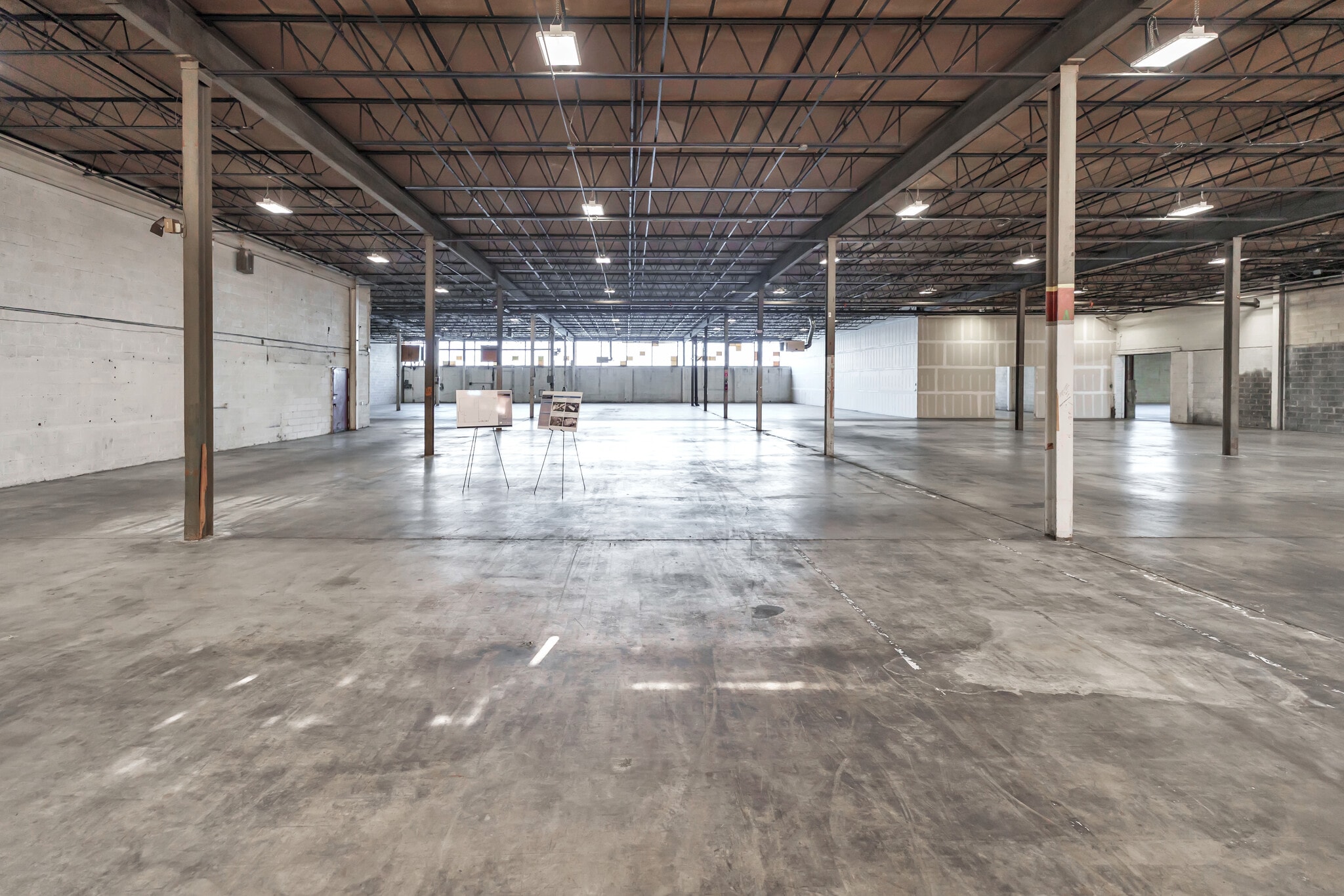 40 Inip Dr, Inwood, NY à louer Photo intérieure– Image 1 sur 1