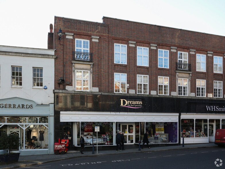 7-11 High St, Reigate à louer - Photo de l’immeuble – Image 2 sur 5