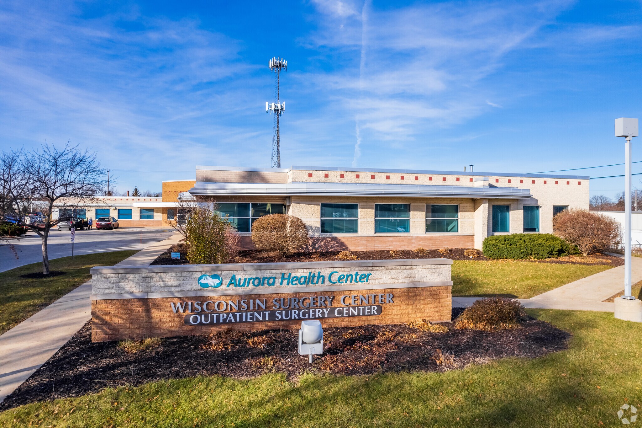 3305 S 20th St, Milwaukee, WI à louer Photo principale– Image 1 sur 8