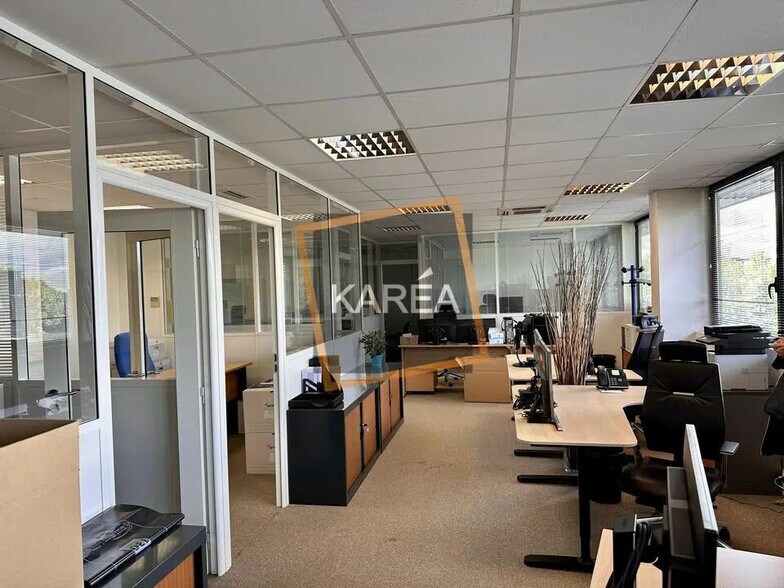 Local d’activités dans Montévrain à louer - Photo intérieure – Image 2 sur 5