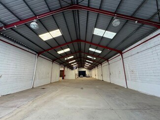 Plus de détails pour Industriel/Logistique à louer