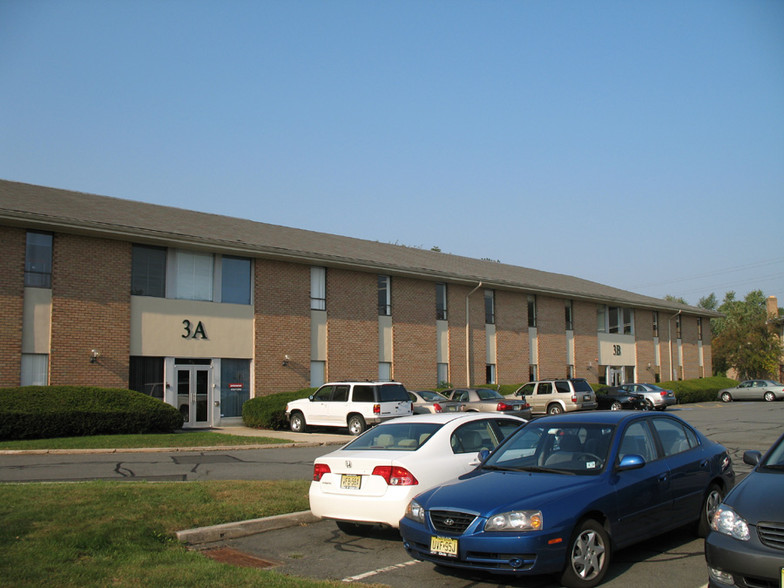 186 Princeton Hightstown Rd, West Windsor, NJ à louer - Photo de l’immeuble – Image 3 sur 6