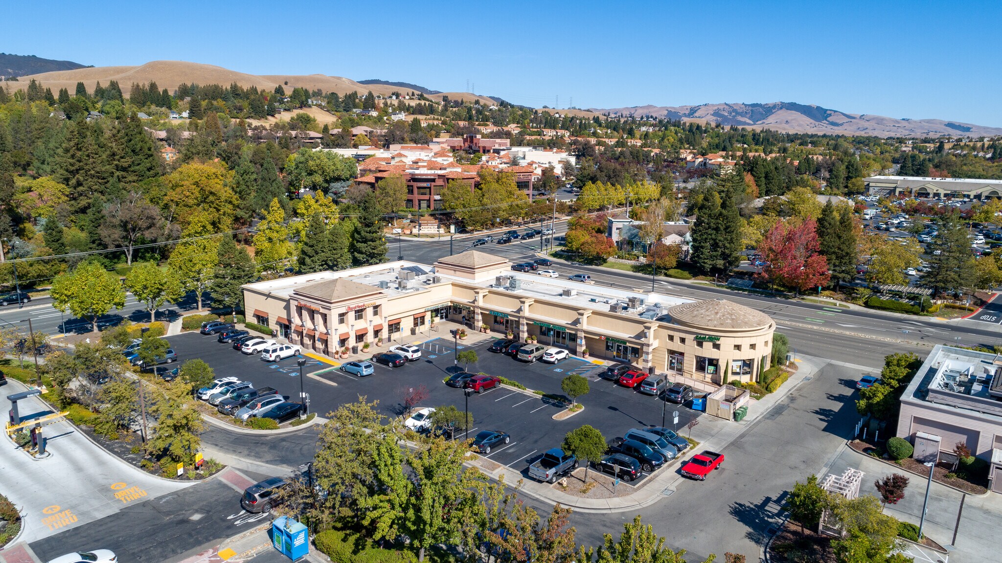 11000 Crow Canyon Rd, Danville, CA à louer Photo principale– Image 1 sur 4