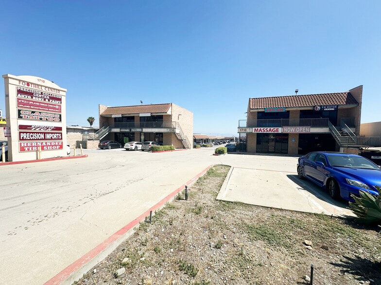 1710 W Foothill Blvd, Upland, CA à vendre - Photo de l’immeuble – Image 1 sur 5
