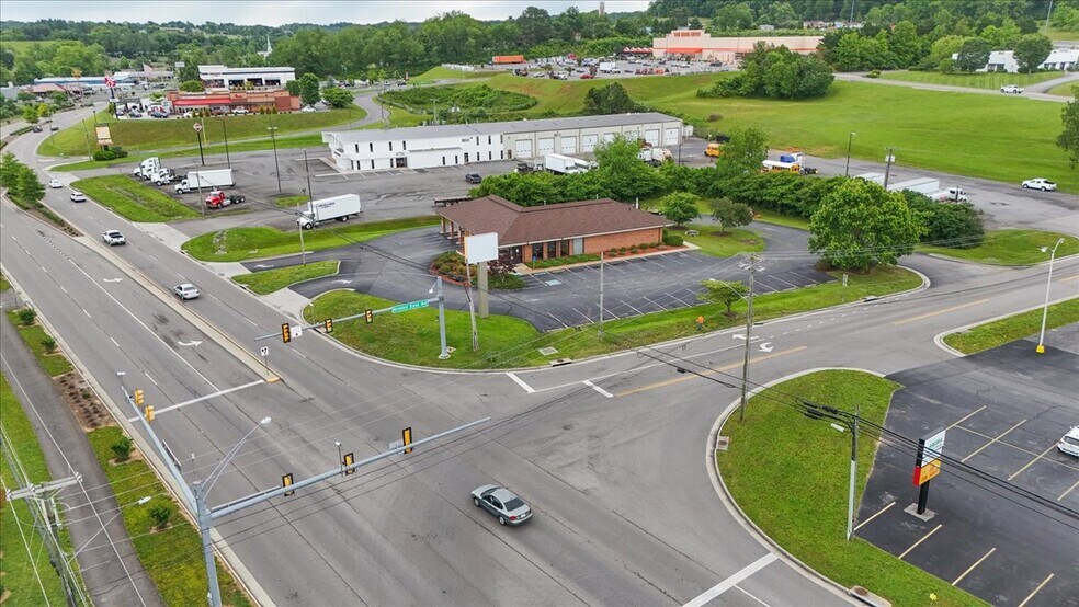 4919 Lee Hwy, Bristol, VA à vendre - Photo principale – Image 1 sur 9