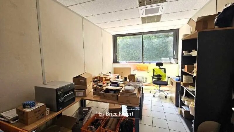 Bureau dans Dardilly à louer - Photo de l’immeuble – Image 2 sur 5