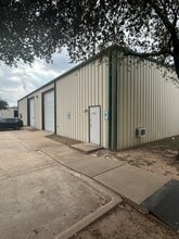 1834 Ferguson Ln, Austin, TX à louer Photo intérieure– Image 2 sur 5