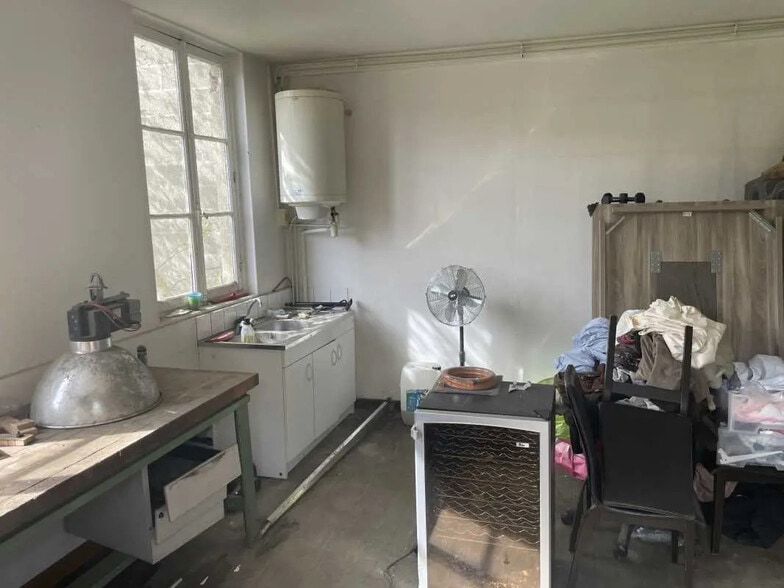 Industriel/Logistique dans Bresles à louer - Photo de l’immeuble – Image 3 sur 5