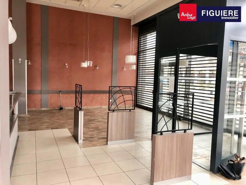 Place Jules Morgan, Salon-de-Provence à louer - Photo intérieure – Image 2 sur 10